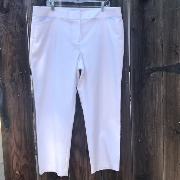 LOFT Pants - NWT Loft White Zoe Cropped Pants Chinos Ankle 18